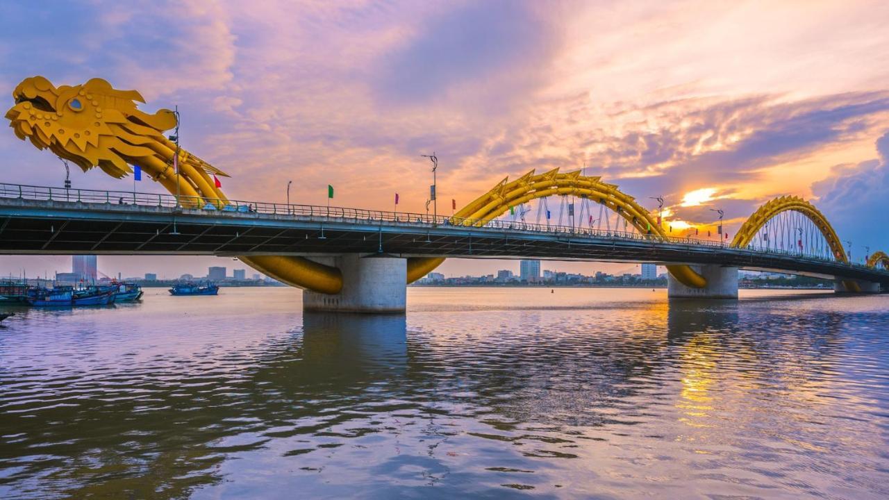 Lotus Rock 05 Hotel Da Nang Exteriör bild